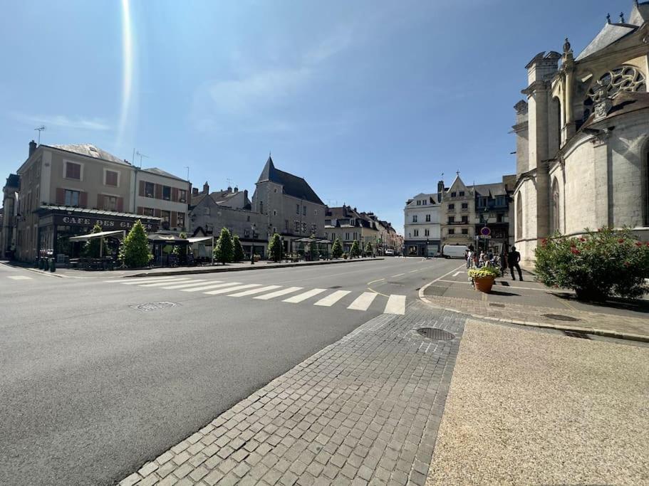 O Centre- Chaleureux - Fibre - Netflix Apartment Montargis Bagian luar foto
